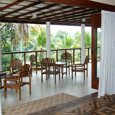 Serene Villa Ratnapura Eksteriør billede