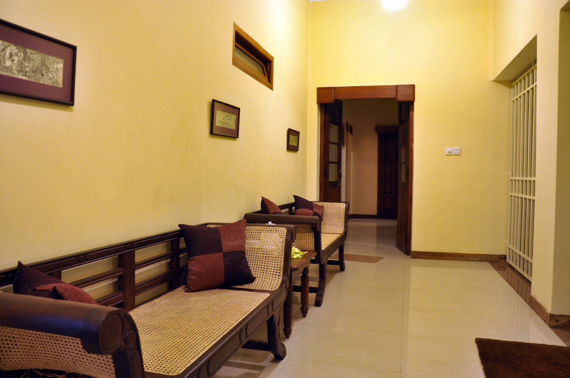Serene Villa Ratnapura Eksteriør billede
